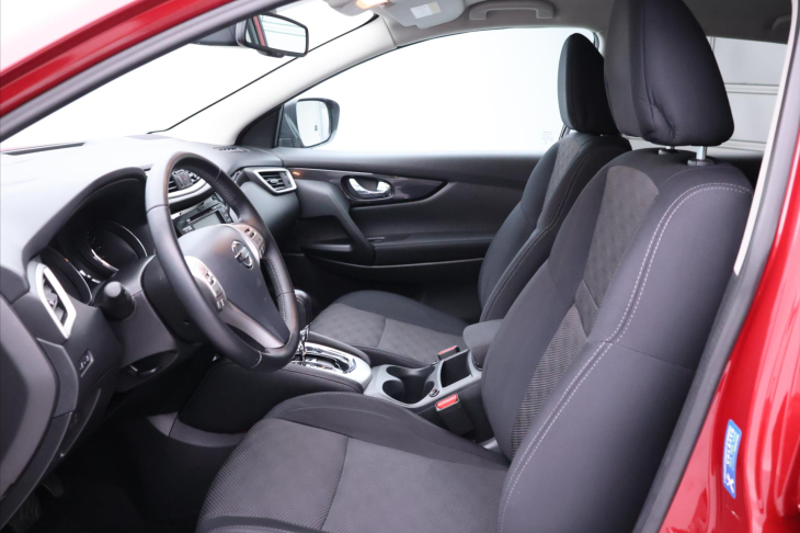 Nissan Qashqai 1,2 DIG-T 85kW Xtronic Acenta