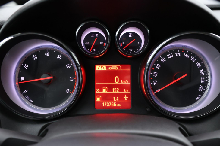 Opel Astra 1,4 16V 74kW CZ Selection