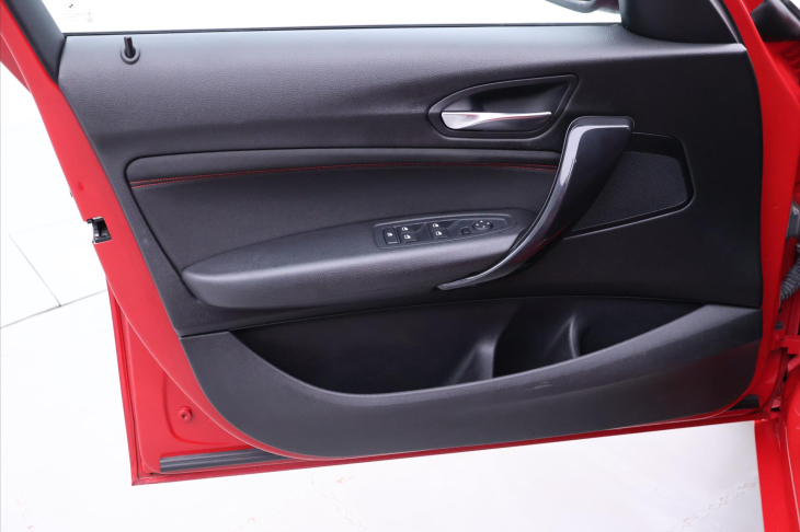 BMW Řada 1 1,6 116i 100kW Aut. Sport Xenon