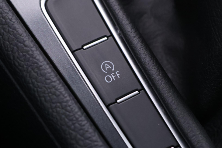 Volkswagen Golf 1,0 TSI 81kW CZ Comfort LED