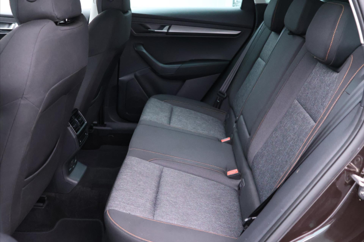 Škoda Karoq 2,0 TDI 110kW Style LED Navi