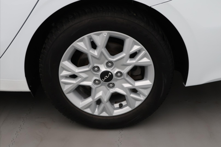 Kia Ceed 1,5 T-GDI 117kW DCT TOP DPH CZ