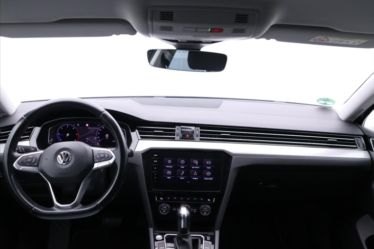 Volkswagen Passat 2,0 TDI DSG Virtual Business
