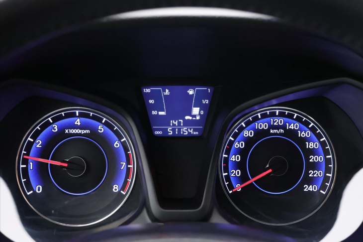 Hyundai ix20 1,6 CVVT 91kW CZ Trikolor Navi
