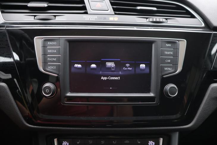 Volkswagen Touran 2,0 TDI 110kW DSG Sound 7-Míst