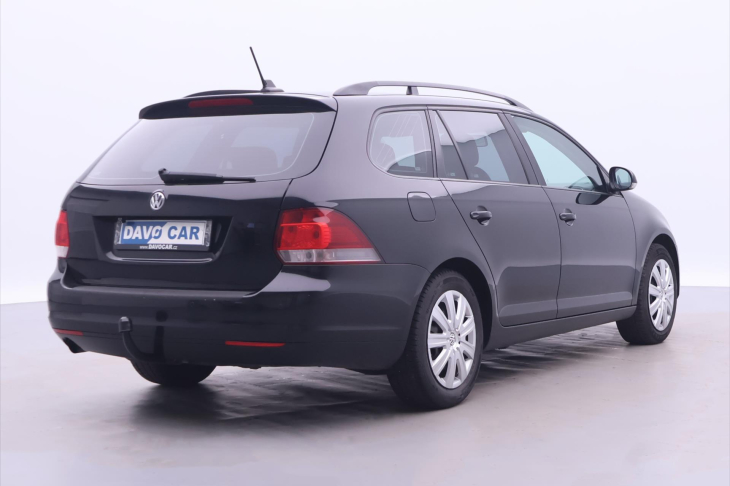 Volkswagen Golf 1,6 TDI DSG Webasto Serv.Kniha