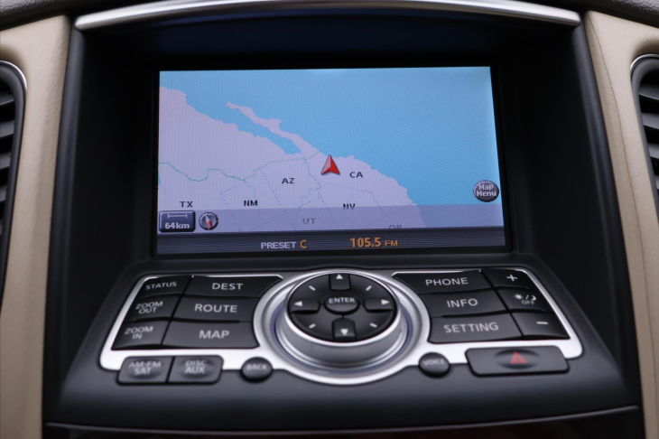 Infiniti EX35 3,5 i V6 212kW Automat Bose CZ