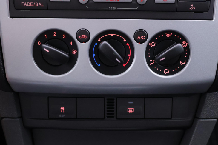 Ford Focus 1,6 TDCi 80kW Klima STK 2/2027