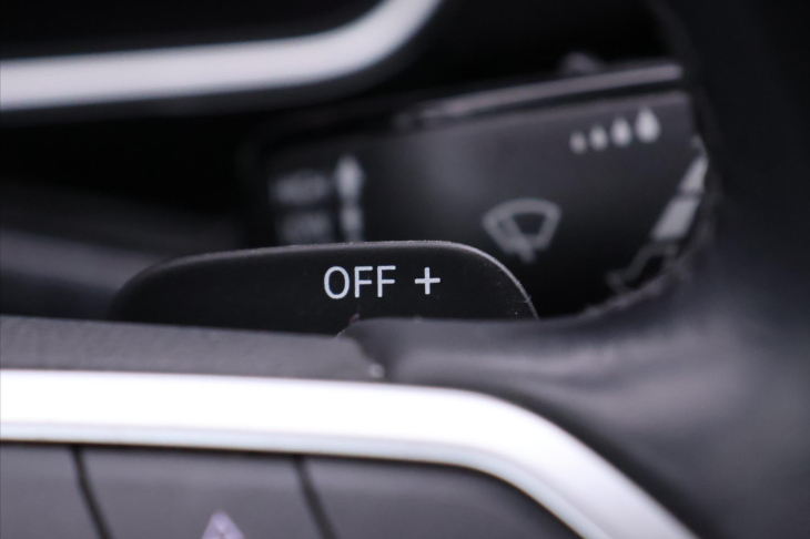 Volkswagen T-Cross 1,0 TSI DSG Style LED 1.Maj.