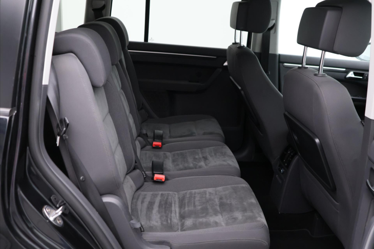 Volkswagen Touran 2,0 TDI 103kW Highline Tažné