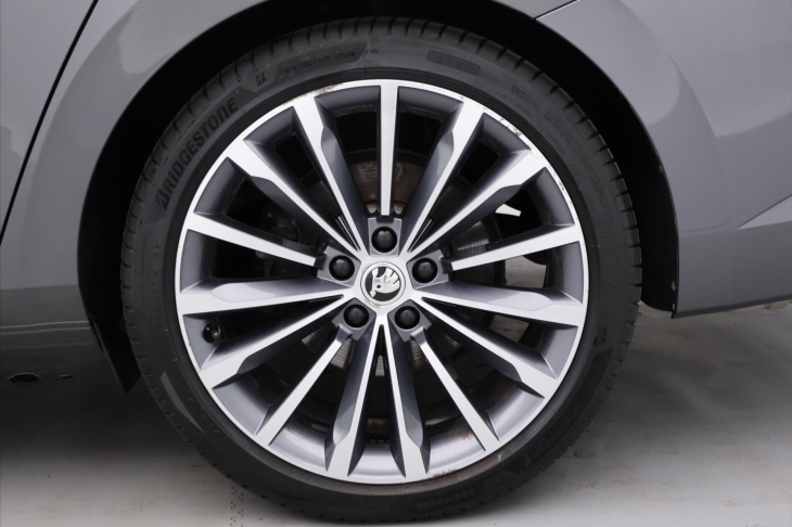 Škoda Superb 2,0 TDI 147kW 4x4 L&K