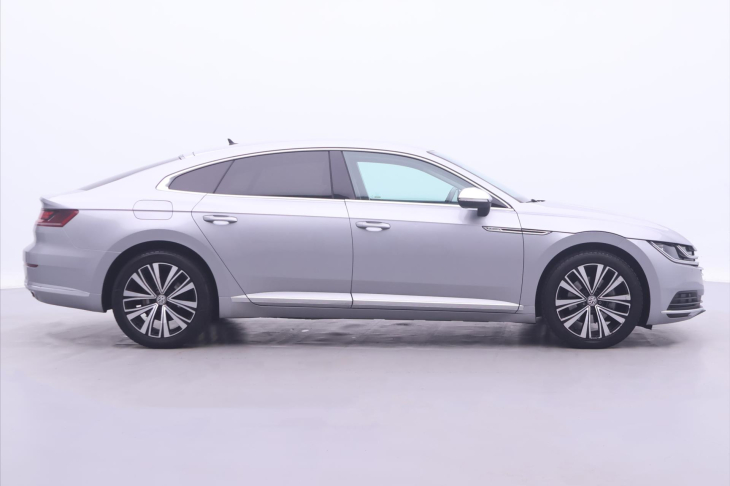 Volkswagen Arteon 2,0 TDI 140KW DSG LED Navi CZ