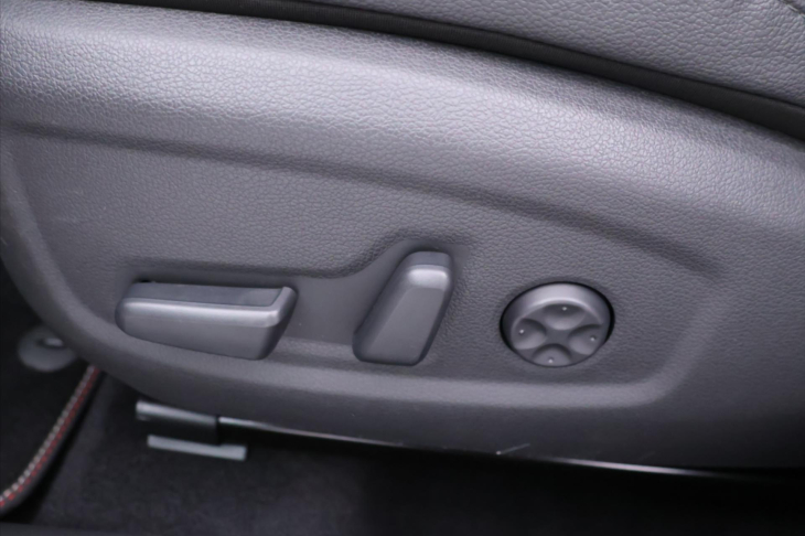 Hyundai i30 2,0 T-GDI 202kW N Performance