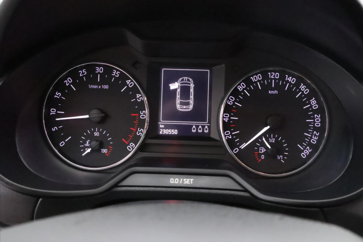 Škoda Octavia 1,6 TDI 81 kW JOY Aut.klima