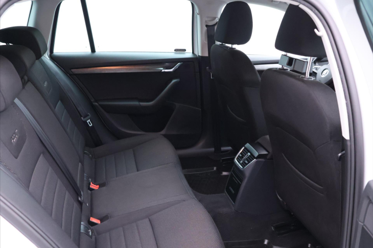 Škoda Octavia 2,0 TDI 135kW Scout DSG CZ 4x4