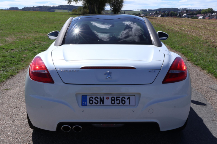 Peugeot RCZ 1,6 16V 147kW Allure Navi