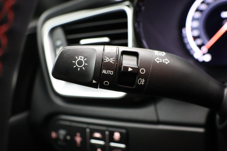 Kia Ceed 1,6 TGDI 150kW GT LED 1.Maj.