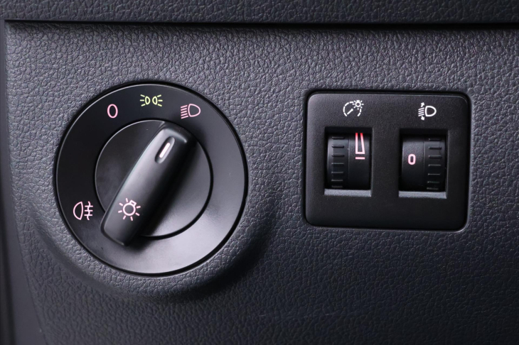 Volkswagen Caddy 2,0 TDI 75kW MAXI DPH CZ