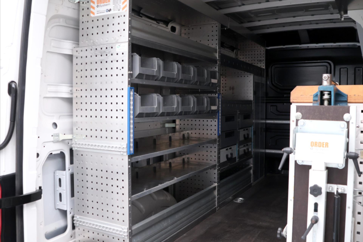 Volkswagen Crafter 2,0 TDI 130kW CZ Dílna DPH