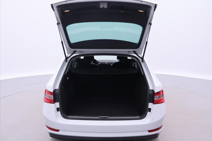 Škoda Superb 2,0 TDI 110kW DSG Ambition CZ