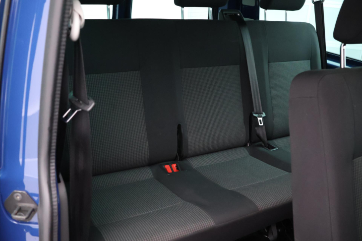 Volkswagen Transporter 2,0 TDI 110kW 9-Míst Long DPH