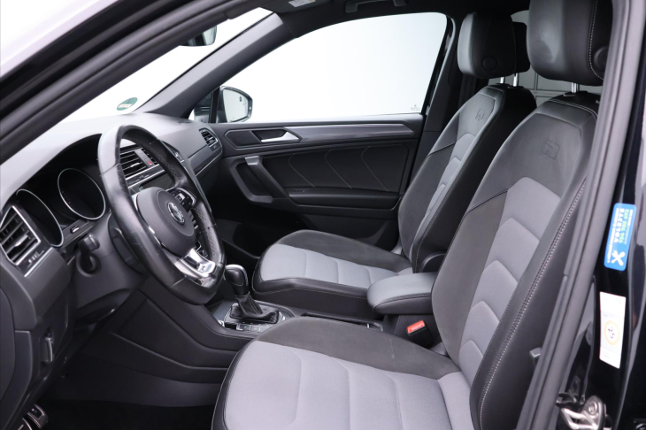Volkswagen Tiguan Allspace 2,0 TDI DSG 4M R-Line Black DPH