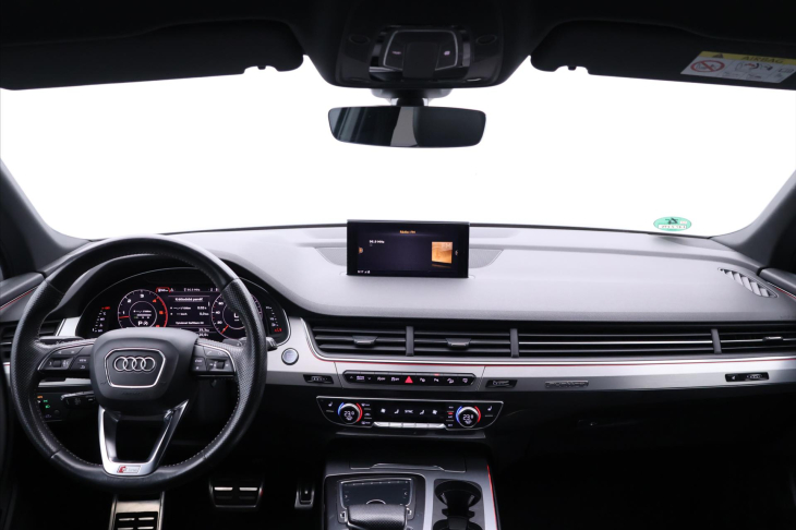 Audi Q7 3,0 TDI S-line 7-Míst CZ DPH