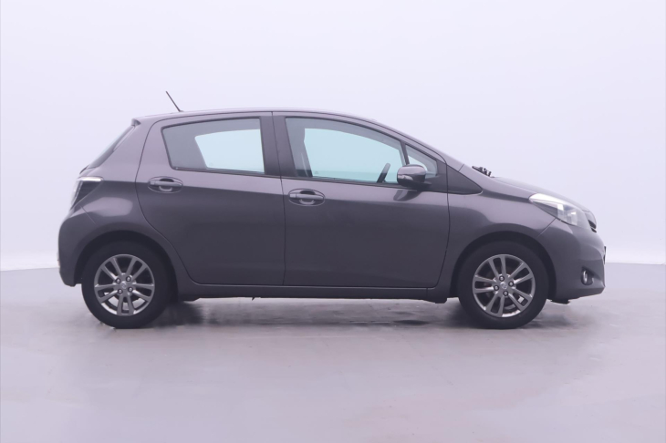 Toyota Yaris 1,0 VVTi Edition 1.Maj Serv.kn