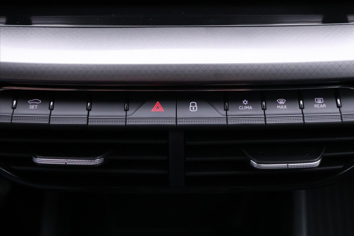 Škoda Octavia 2,0 TDI 110kW Ambition CZ DPH