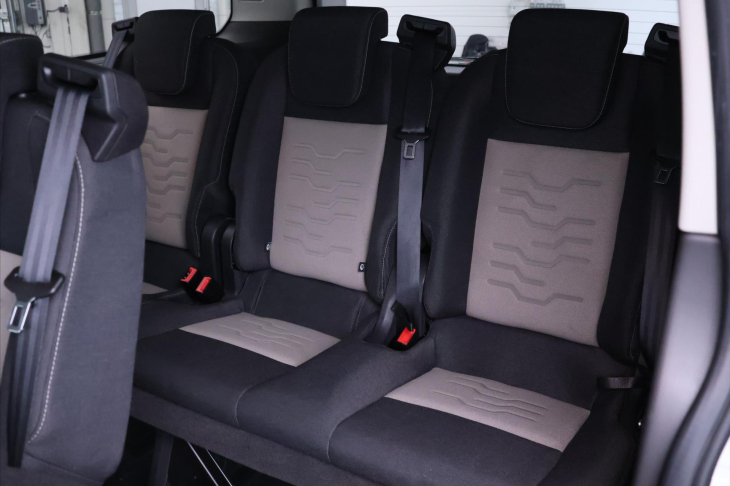 Ford Tourneo Custom 2,0 TDCI 125KW 8-Míst Long DPH