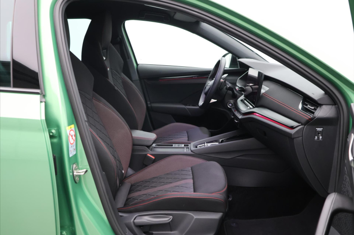 Škoda Octavia 2,0 TSI DSG RS DPH 1.maj CZ