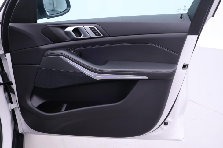 BMW X5 3,0 xDrive 245kW CZ DPH 40i