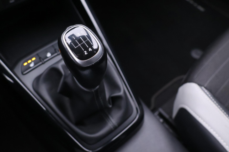 Kia Stonic 1,0 T-GDI Premium 1.Maj Serv.k