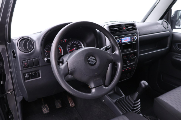 Suzuki Jimny 1,3 JLX 63kW 4x4 Tažné