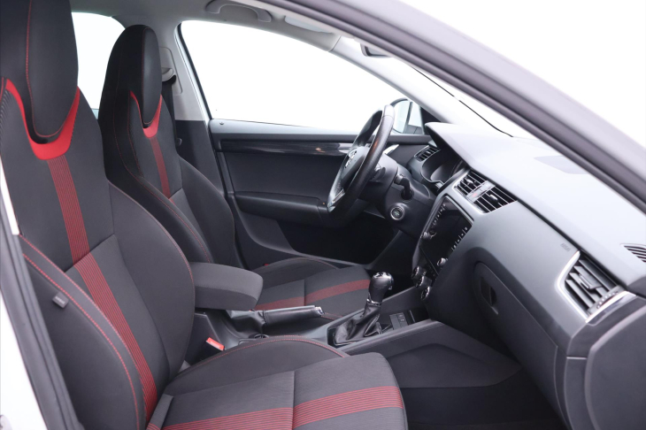 Škoda Octavia 2,0 TDI 110kW DSG Style-Sport