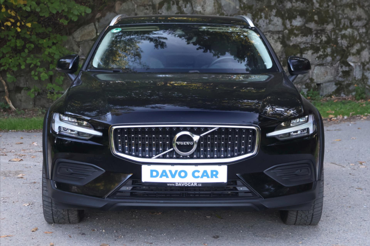 Volvo V60 2,0 B4 AWD Cross Country DPH