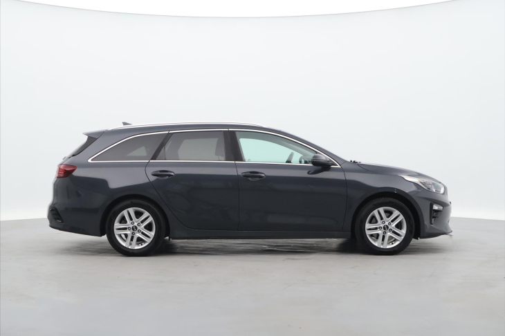 Kia Ceed 1,4 T-GDI Fresh CZ