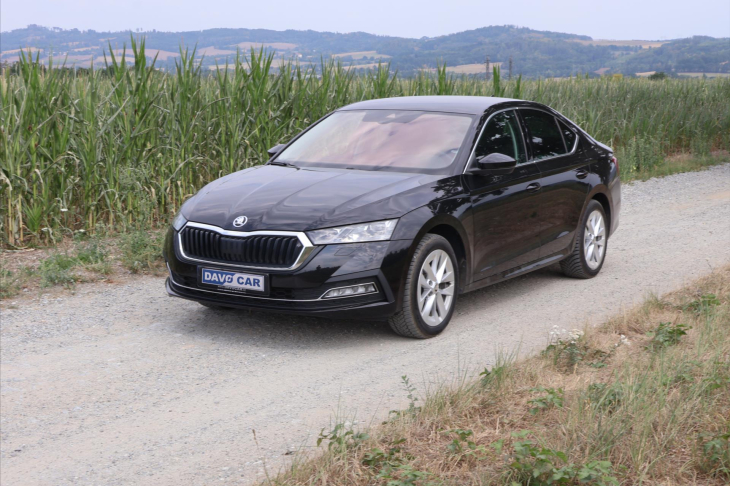 Škoda Octavia 2,0 TDI 110kW Style DSG DPH CZ