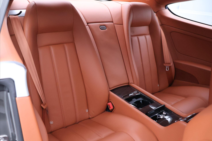 Bentley Continental GT 6,0 i W12 412kW Serviska DPH