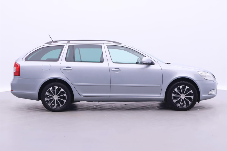 Škoda Octavia 1,4 TSI Elegance Plus Xenon