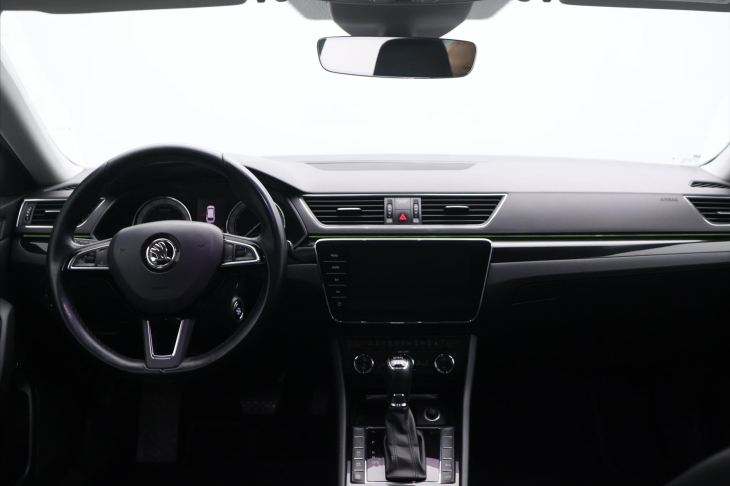 Škoda Superb 2,0 TSI 206kW L&K 4x4 DSG CZ DPH