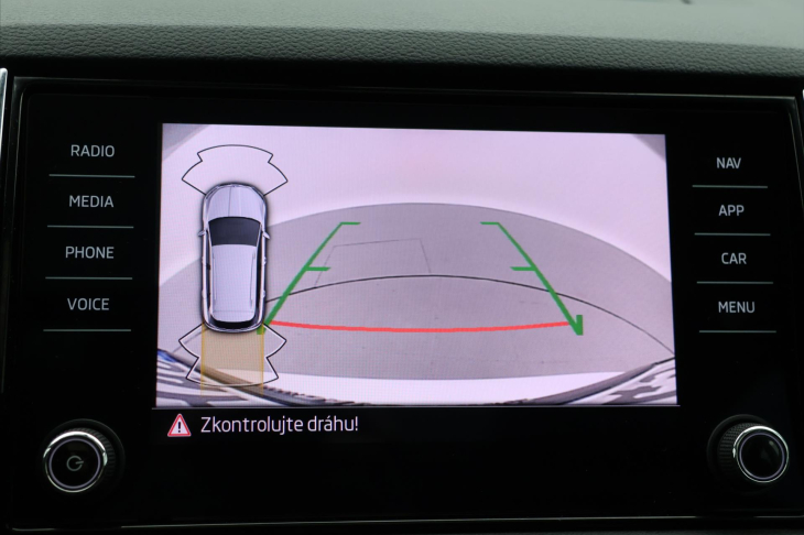 Škoda Karoq 2,0 TDI 85kW DSG Style CZ DPH