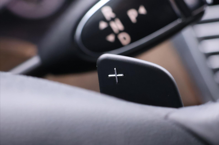 Mercedes-Benz Třídy E 3,5 350CGI 215kW CZ Elegance