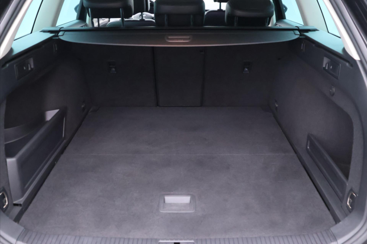 Volkswagen Passat 2,0 TDI 176 kW LED 4X4 CZ