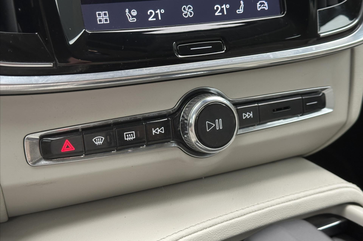 Volvo S90 2,0 B5 184kW CZ DPH