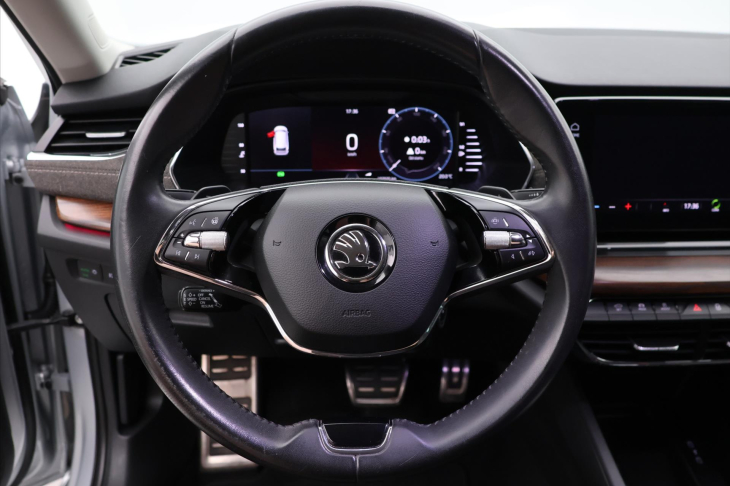 Škoda Octavia 2,0 TDI DSG 4x4 CZ Scout DPH