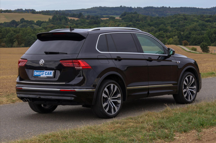 Volkswagen Tiguan 2,0 TDI DSG 4x4 CZ DPH R-Line
