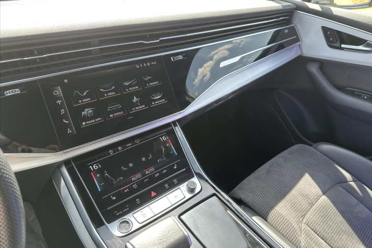 Audi Q7 3.0 50 TDI Quattro S line CZ DPH
