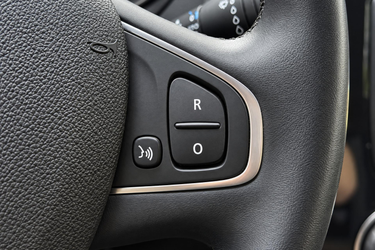Renault Captur 1,3 TCe 96kW Intens LED Navi