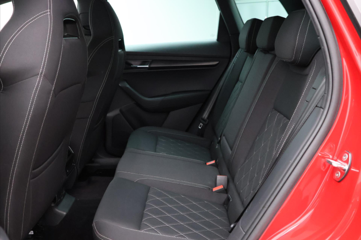 Škoda Karoq 2,0 TSI 140kW DSG Sportline